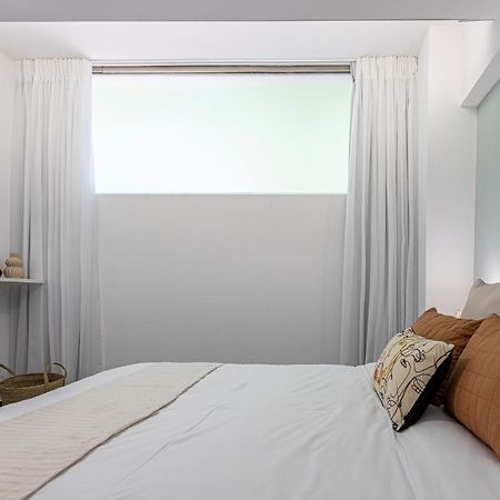Phaedrus Living: City Center Luxury Flat Loukianou Atenas Exterior foto