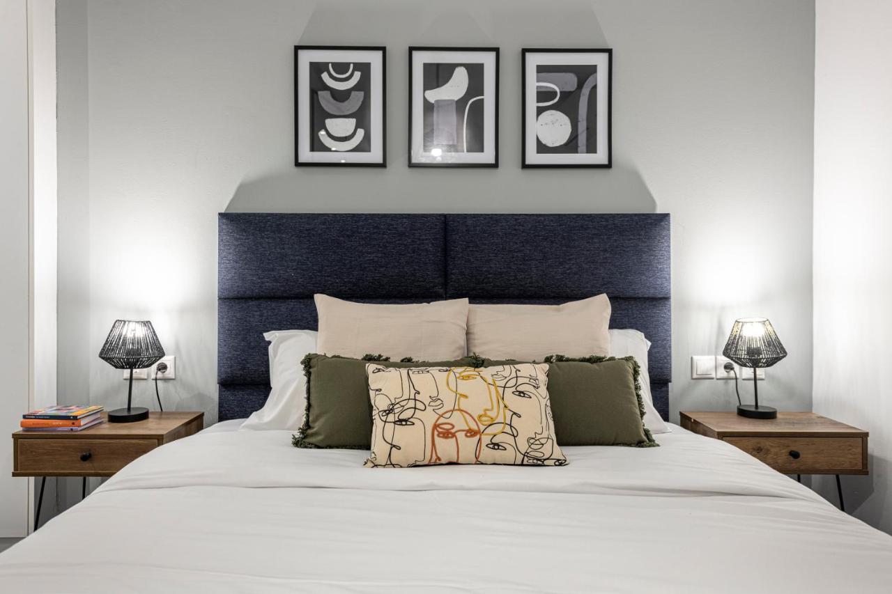 Phaedrus Living: City Center Luxury Flat Loukianou Atenas Exterior foto