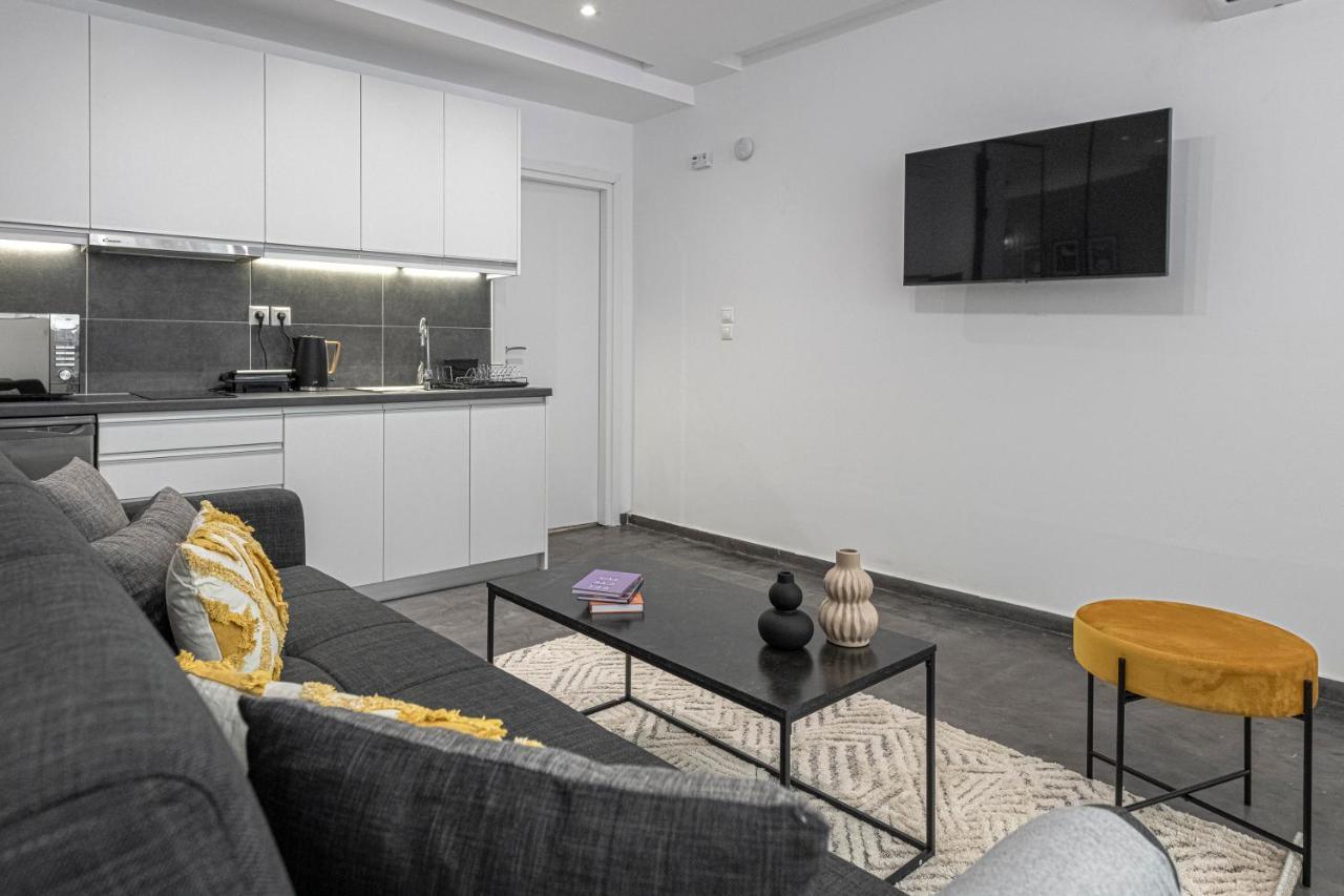 Phaedrus Living: City Center Luxury Flat Loukianou Atenas Exterior foto